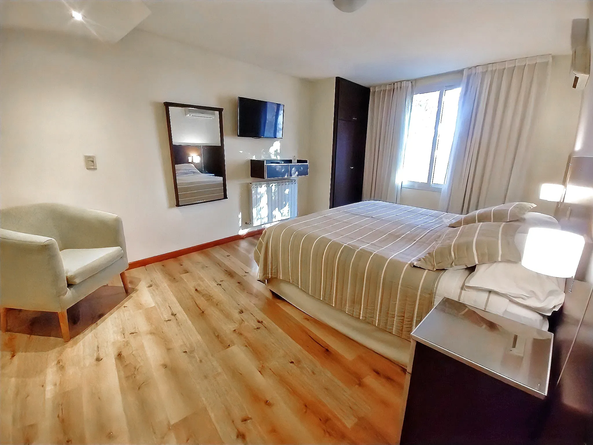 Condor Suites 5